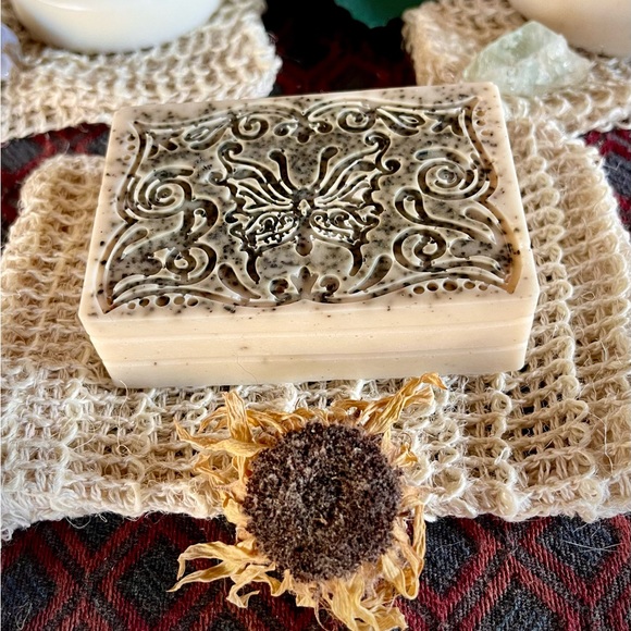 🔥 SALE! ☕️ Coffee Bean Face Soap! - Picture 4 of 9